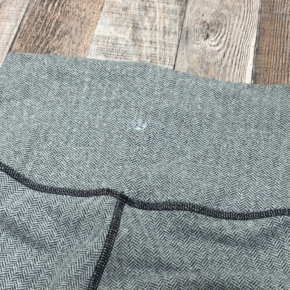 Lululemon Leggings Womens 4 Grey Herringbone High Rise Tights Yoga Athleisure - Picture 4 of 8